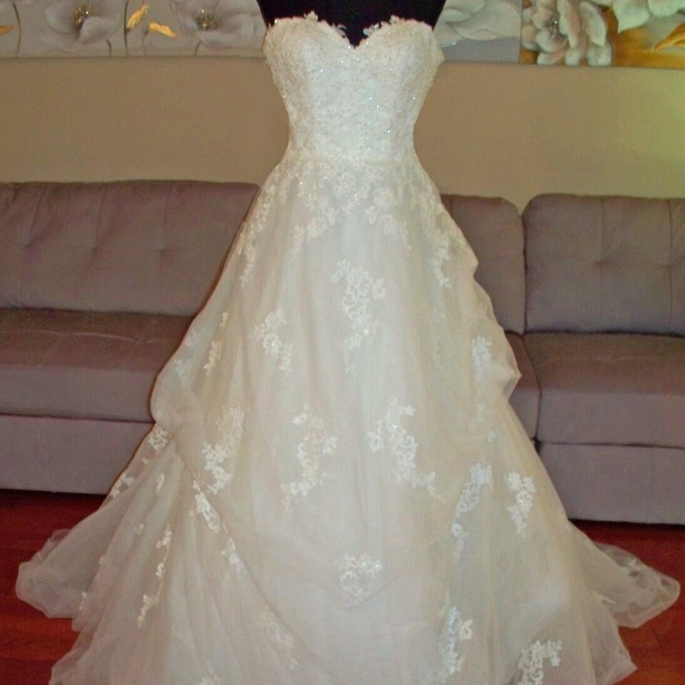 Pronovias Wedding Gown Size 10